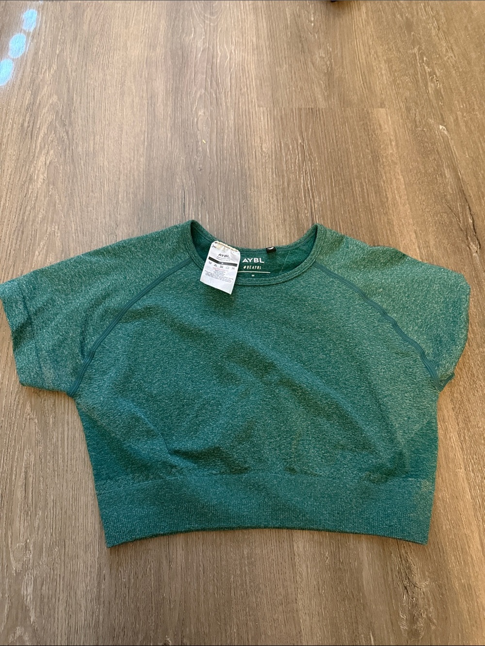 Aybl green top